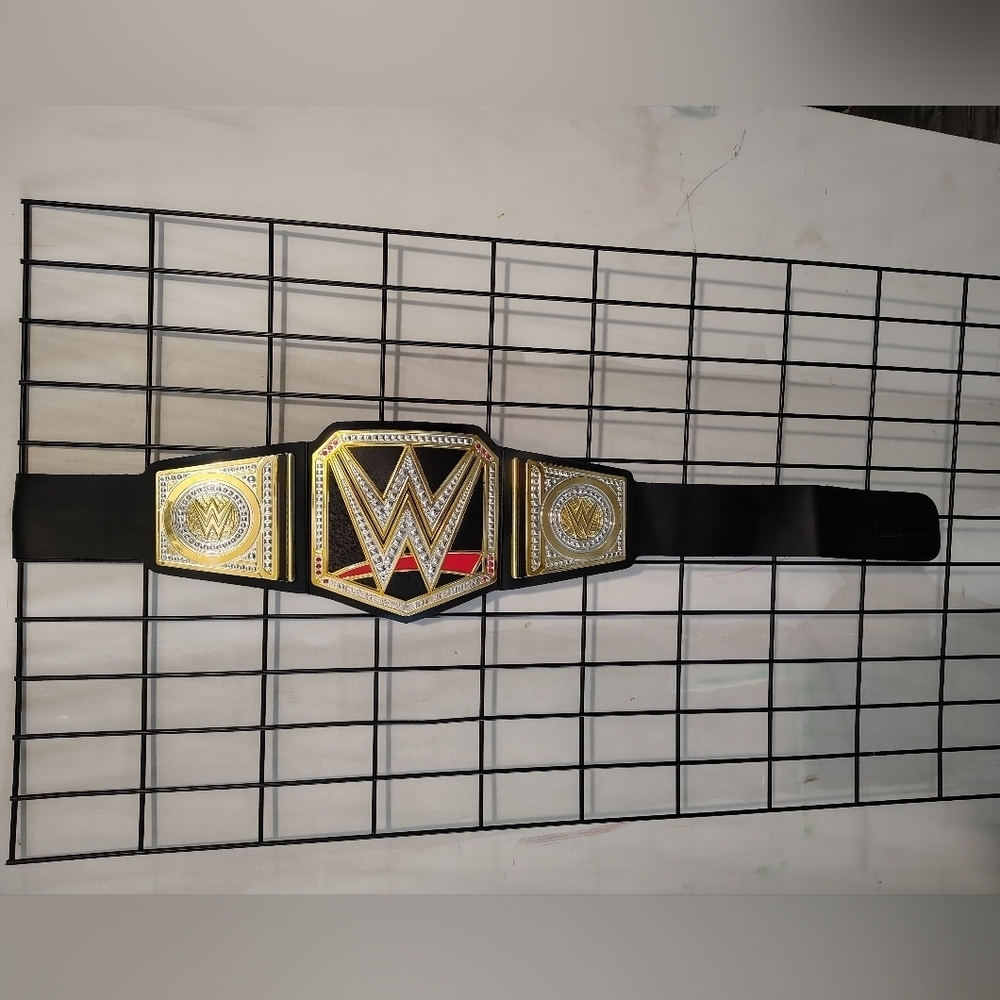 Mattel 2014 WWF WWE Wrestling Replica Heavyweight Championship Title Belt